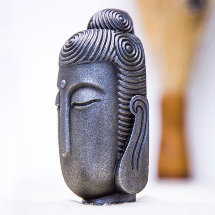 Buddha Stones Closed Eyes Meditating Buddha Iron Powder Rust Cast Resin Statue Home Decoration