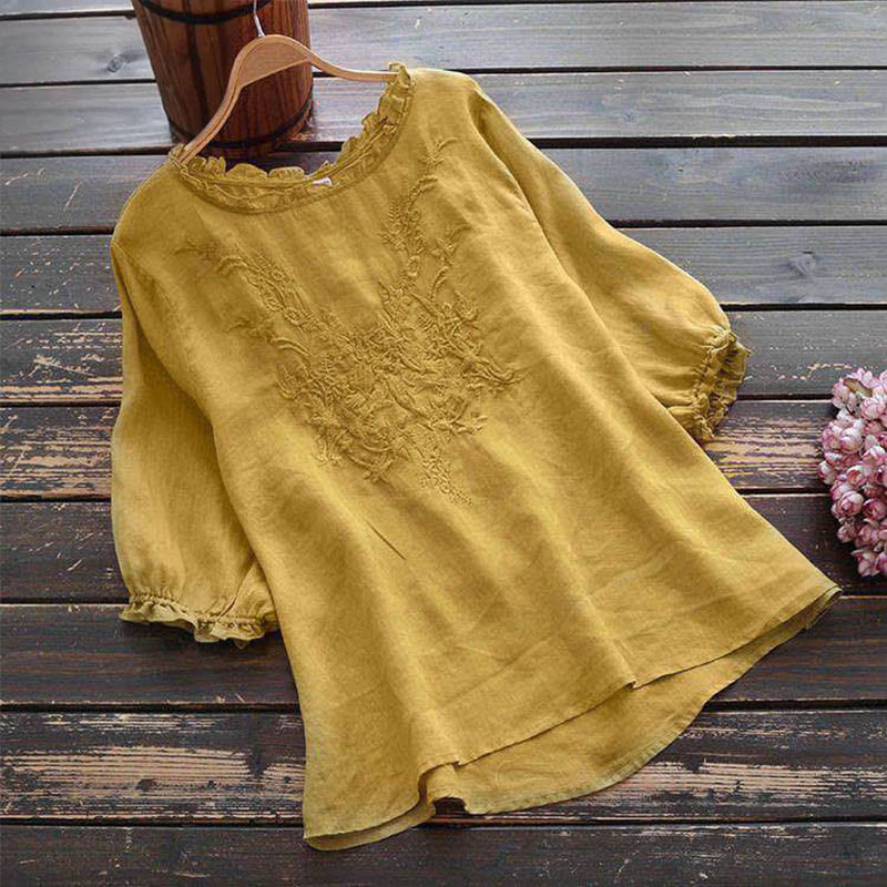 Buddha Stones Women's Flower Embroidery Design Crew Neck T-shirt Tee