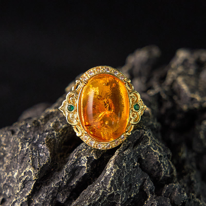 Buddha Stones Amber Flower Pigeon Egg Pattern Focus Ring