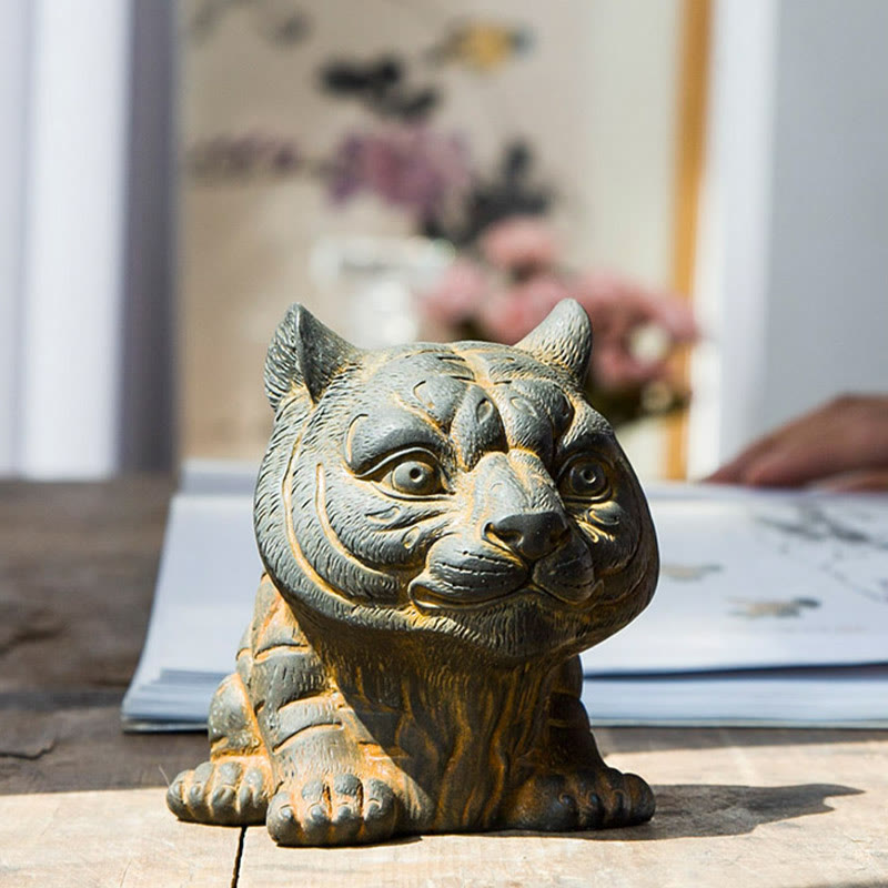 Buddha Stones Handmade Small Lovely Tiger Iron Powder Rust Cast Resin Statue Home Decoration - image 1