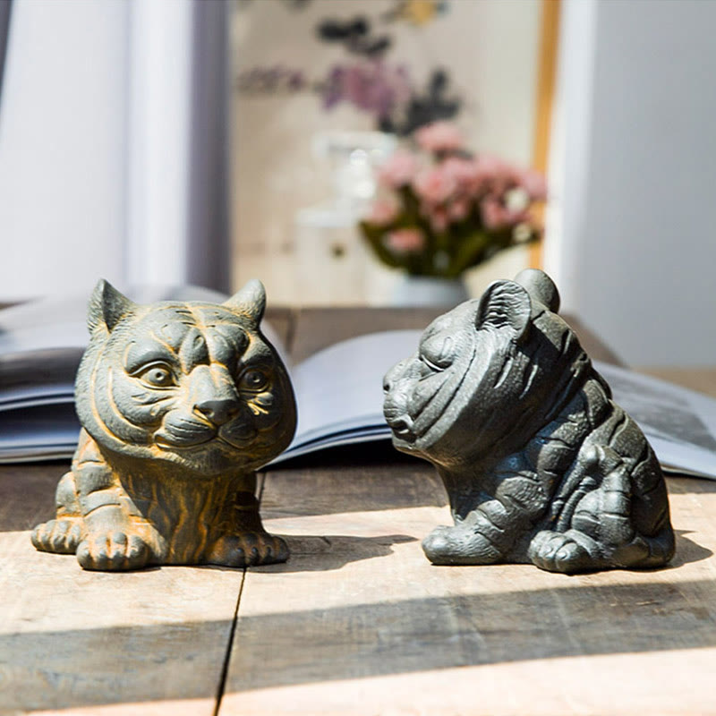 Buddha Stones Handmade Small Lovely Tiger Iron Powder Rust Cast Resin Statue Home Decoration - image 10