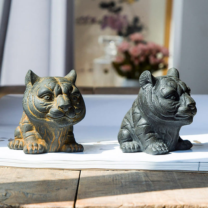 Buddha Stones Handmade Small Lovely Tiger Iron Powder Rust Cast Resin Statue Home Decoration - image 11