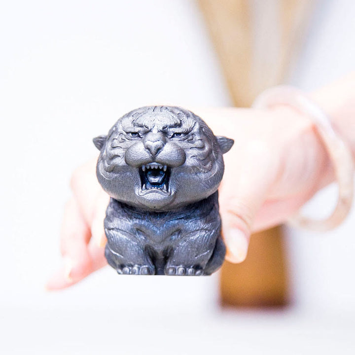 Buddha Stones Handmade Mini Roaring Tiger Iron Powder Rust Cast Resin Statue Home Decoration