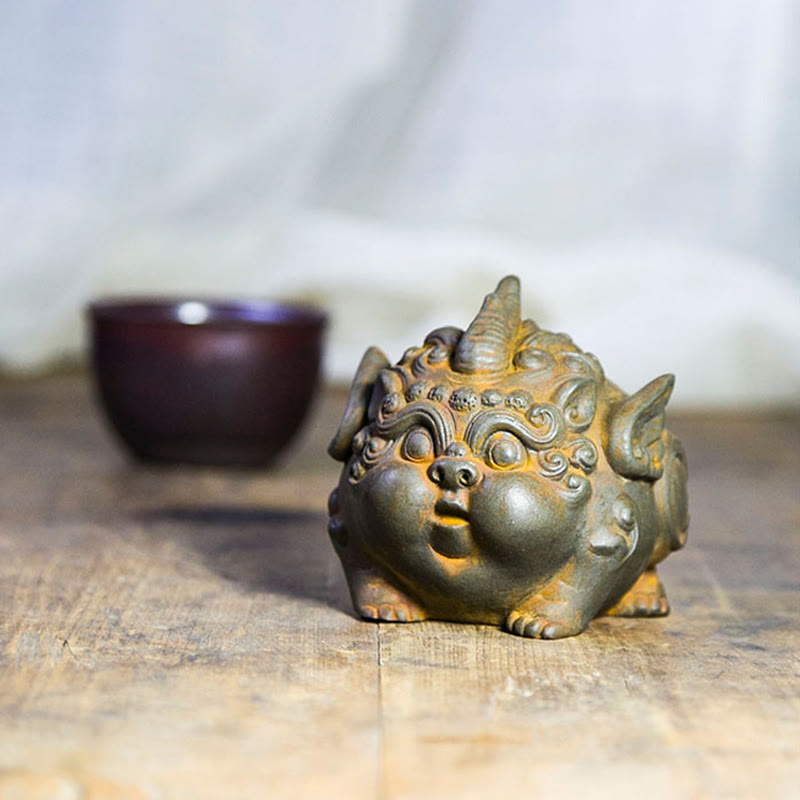 Buddha Stones Handmade Wealth PiXiu Iron Powder Rust Cast Resin Statue Home Decoration