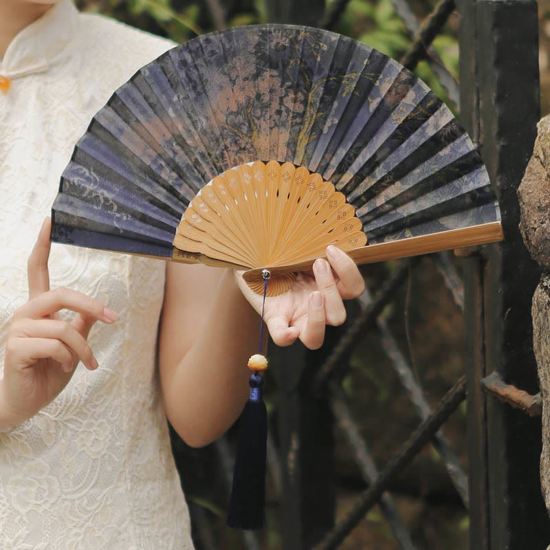 Buddha Stones Flower Persimmon Bamboo Leaves Xiangyunsha Silk Handheld Bamboo Folding Fan