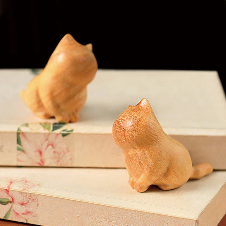 Buddha Stones Small Cat Sandalwood Protection Home Decoration(Random Type)