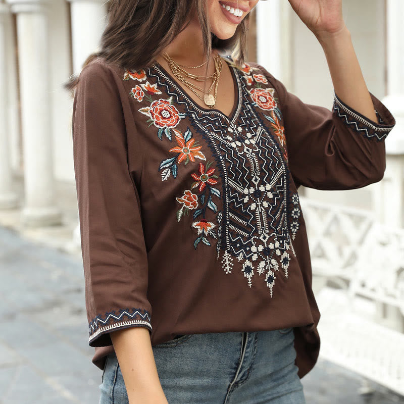 Buddha Stones Spring Casual Plain Embroidery Floral Pattern Design Three Quarter Sleeve V-neck Cotton Women's T-Shirt - image 4