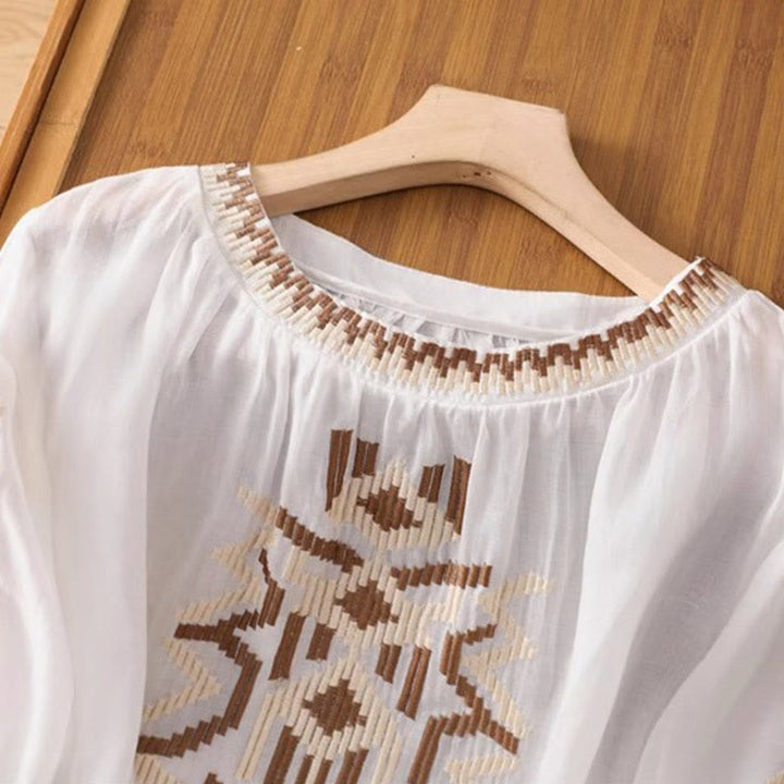Buddha Stones Casual Symmetrical Embroidery Women's Crew Neck Design Half Sleeve Spandex T-shirt