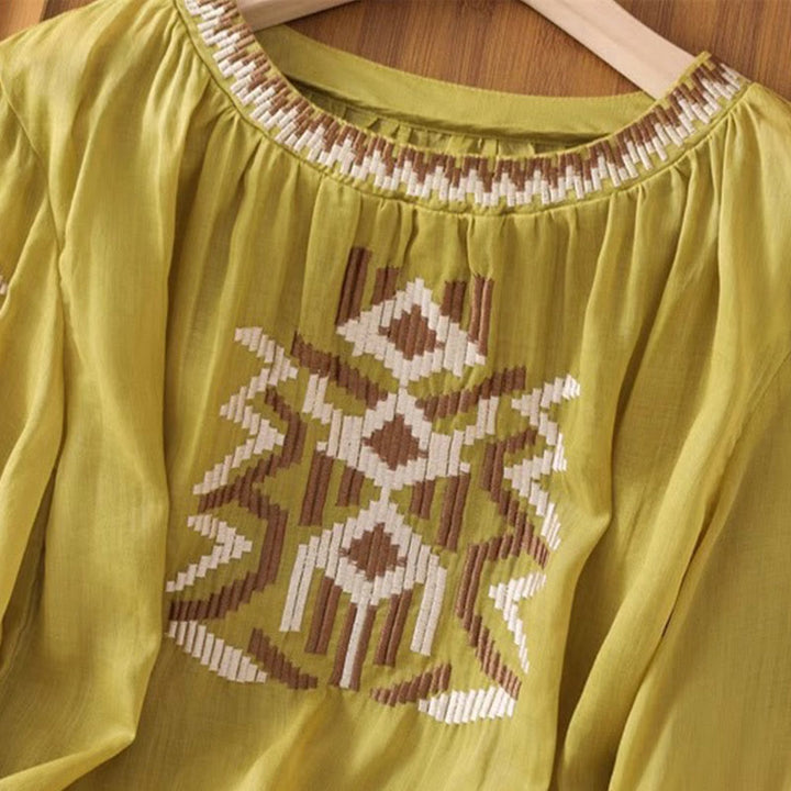 Buddha Stones Casual Symmetrical Embroidery Women's Crew Neck Design Half Sleeve Spandex T-shirt