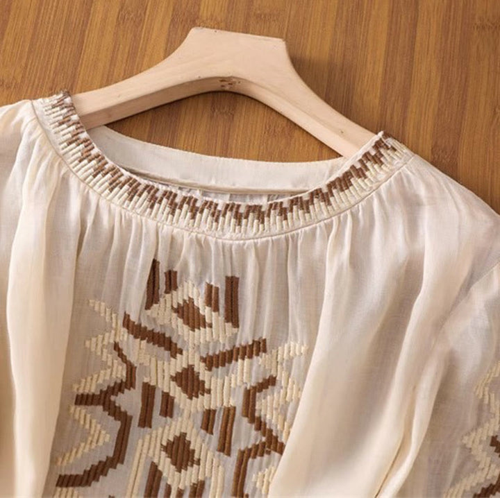 Buddha Stones Casual Symmetrical Embroidery Women's Crew Neck Design Half Sleeve Spandex T-shirt