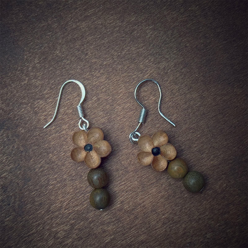 Buddha Stones 925 Sterling Silver Peach Wood Flower Green Sandalwood Luck Earrings