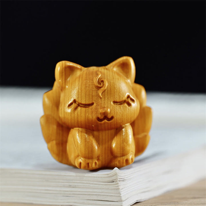 Buddha Stones Mini Thuja Sutchuenensis Wood Nine Tailed Fox Statue Optimistic Decoration