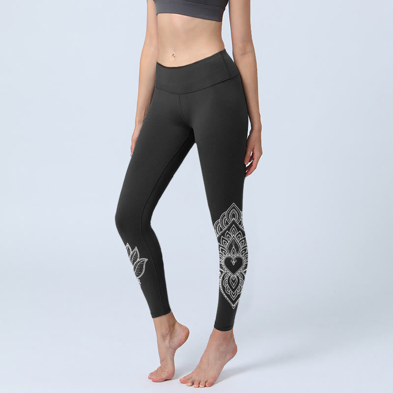 Buddha Stones Heart-shaped Petals Flowers Print Gym Leggings Women's Yoga Pants - Black - US18，UK/AU22，EU50 (4XL) - image 1