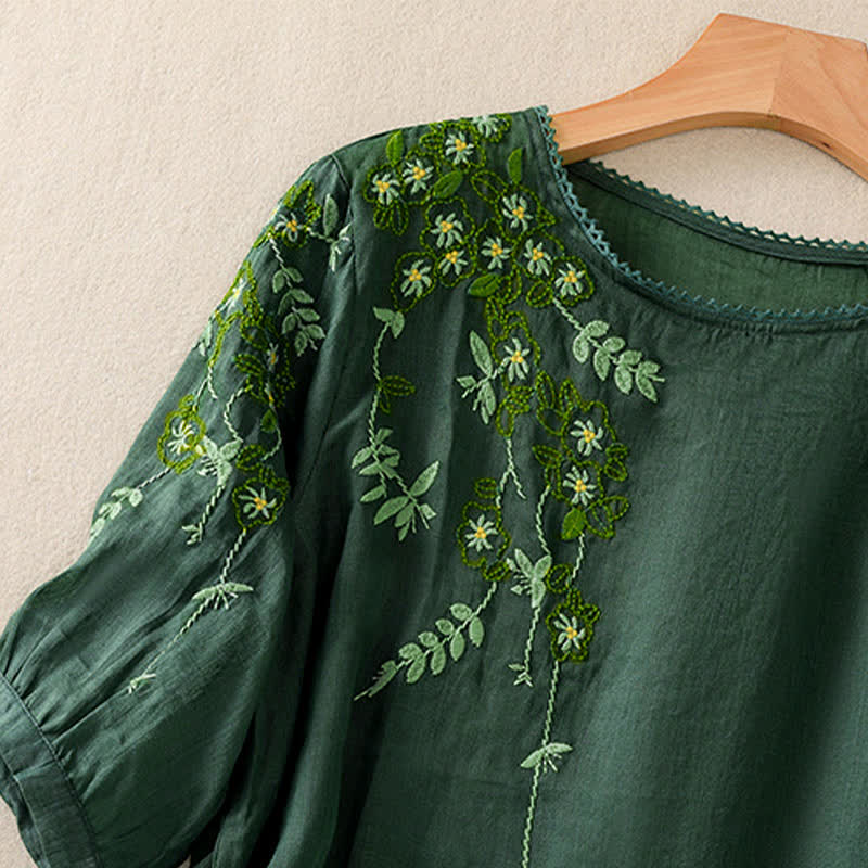Buddha Stones Retro Embroidery Floral Pattern Short Sleeve Crew Neck Women's Shirt - image 3