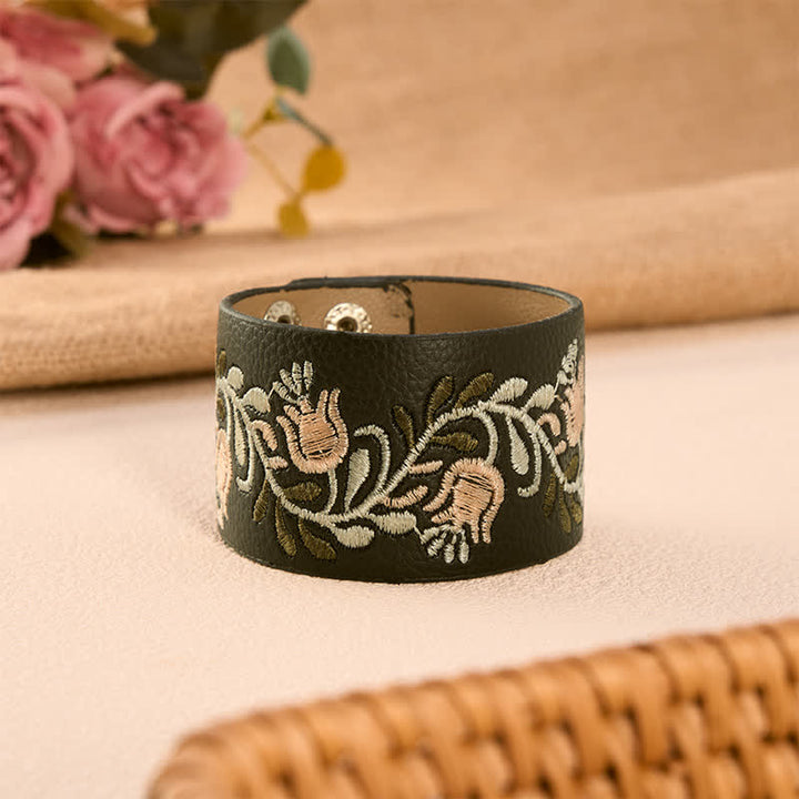 Buddha Stones Leather Hand-woven Braided White Flower Vine Protection Buckle Bracelet - Floral(Wrist Circumference: Approx. 5.9–6.7 in / 15–17 cm) - image 0