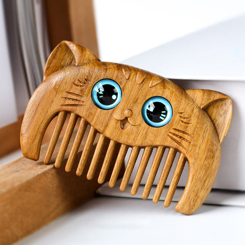 Simple Cat Pattern Green Sandalwood Cure Portable Comb - image 1