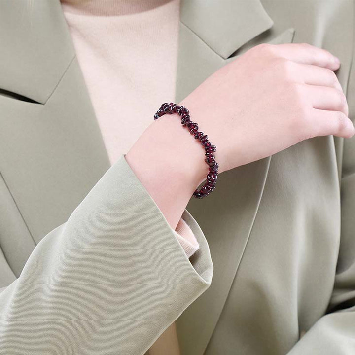 Natural Irregular Shape Crystal Stone Warmth Soothing Bracelet