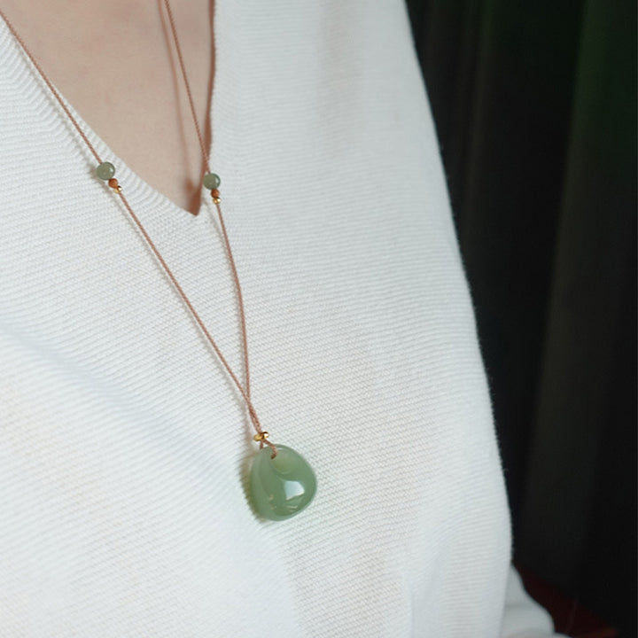 Buddha Stones Natural Jade Luck Prosperity Necklace Pendant (Random Color)