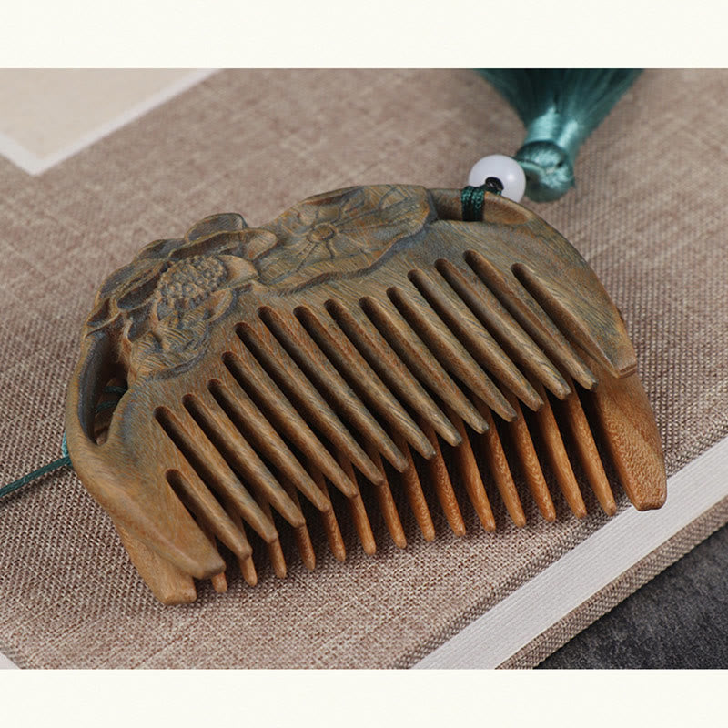 Green Sandalwood Fox Peony Flower Lotus Engraved Cure Tassel Comb