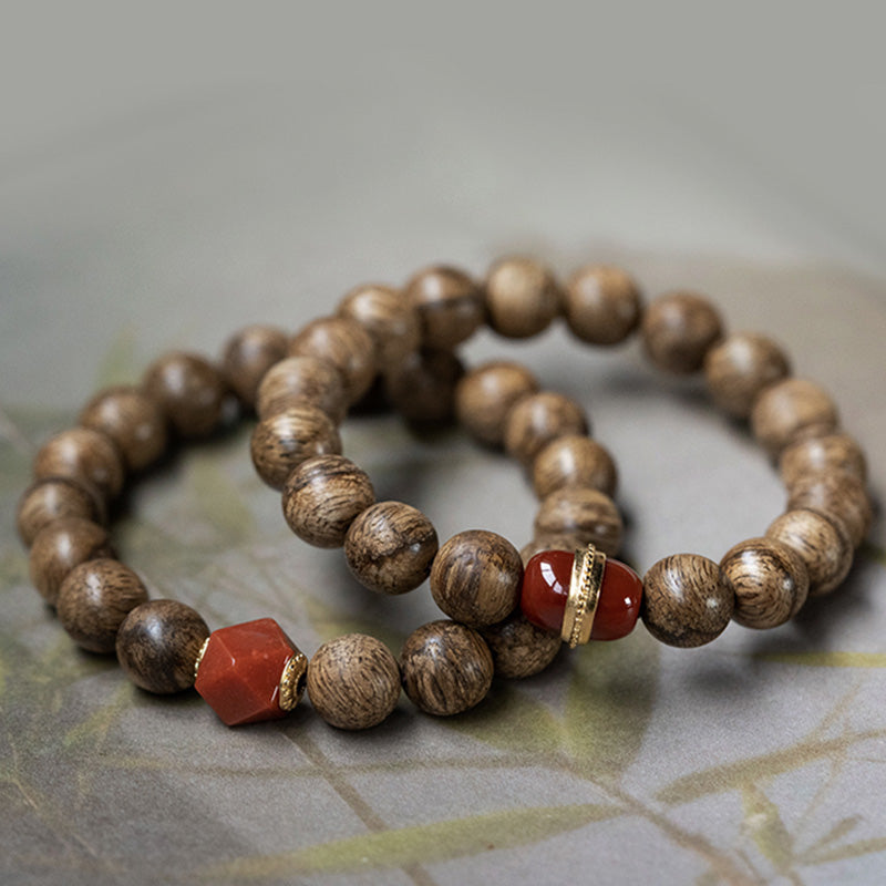 Tarakan Agarwood Amber Red Agate Laughing Buddha Strength Meditation Bracelet