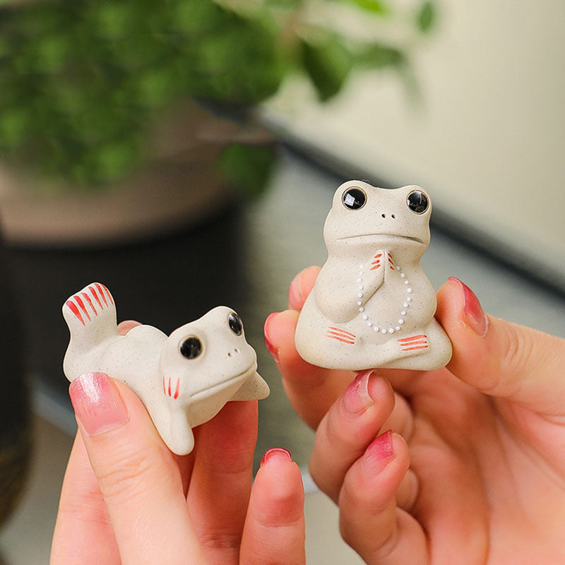 Buddha Stones Mini Small Praying Frog Ceramic Wealth Prosperity Home Tea Pet Figurine Decoration